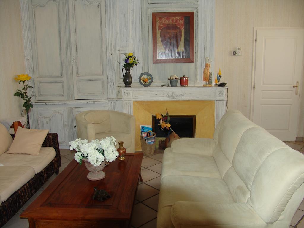 Chambres D'Hotes La Toast Vin Saint-Sever  Room photo